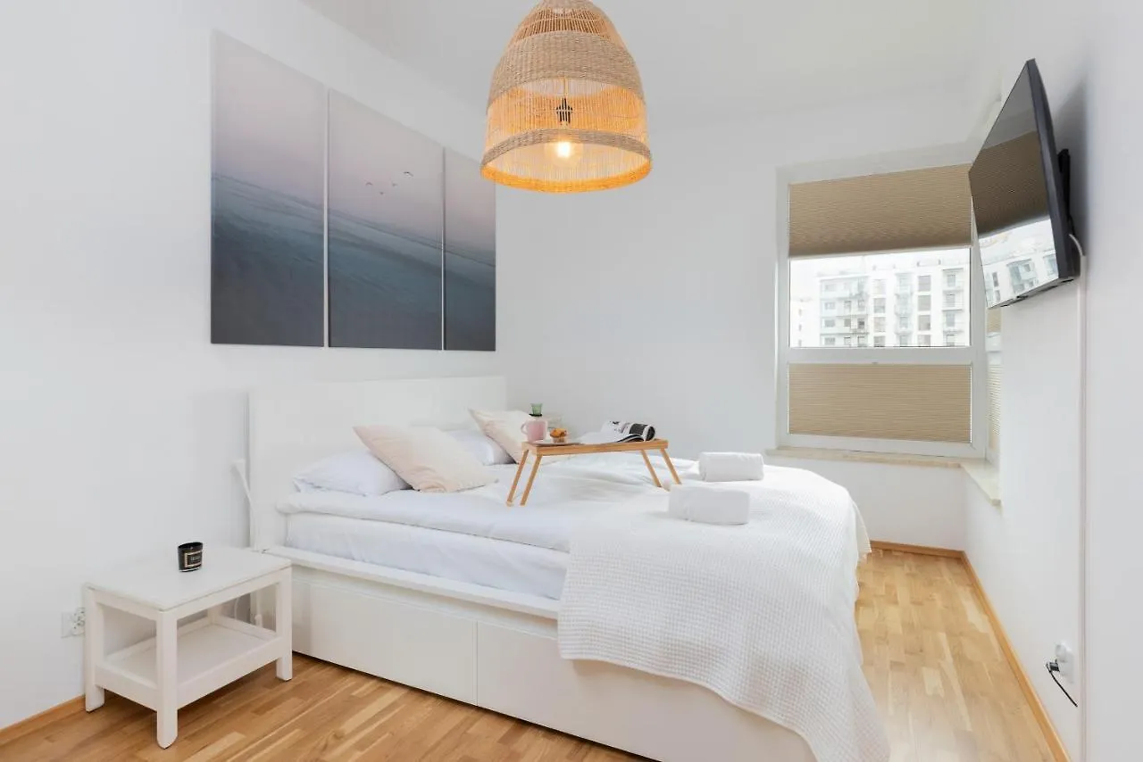 Stadion Apartment With Parking By Noclegi Renters Danzig