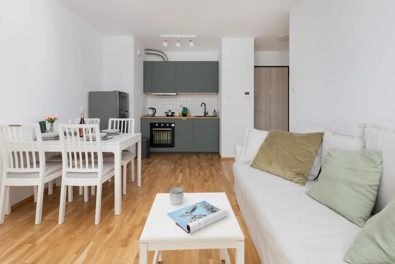Stadion Apartment With Parking By Noclegi Renters Danzig Polen